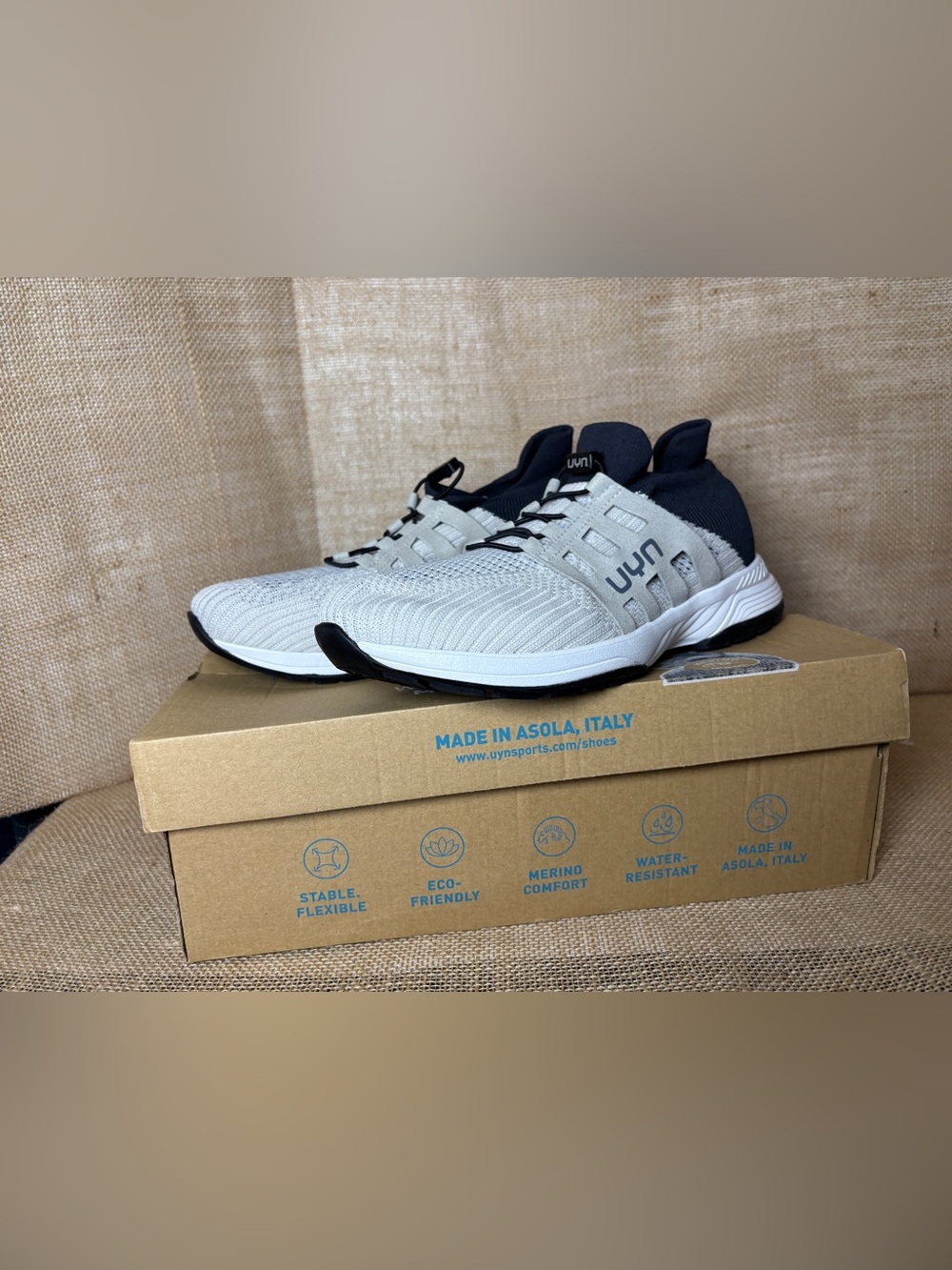 UYN Nature Tune Merino Wool Everyday Shoes Sneakers Gray Mens 8.5